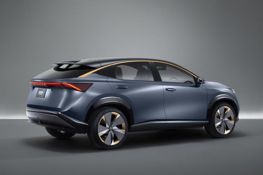  Nissan Ariya Concept 2019 года  (фото 10 из 44)